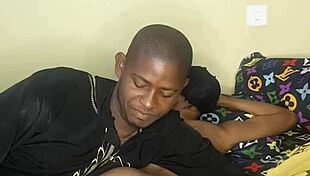 Ebony Can't Resist Temptation