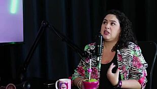 Check out Marina Karam as psychologist in Bora Cast with Bruna Carlos?