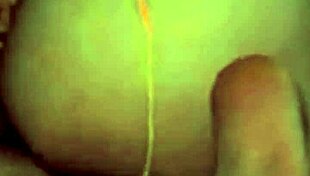 Novinha Estudante Sentando Com Cuzinho Apertado Na Pica Grossa Do Amigo Da Escola