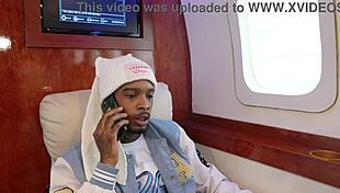 Bonnet on a plane for quick anal fucking