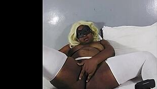 dee wanky has magic hands