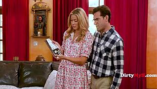 Pussyjuice unleashed beetlejuice parody