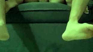 Essa Novinha Adora Sentar Gostoso Na Rola Mostrando A Bucetinha