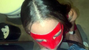 i made my husband a cuckold at the swing house glory hole.