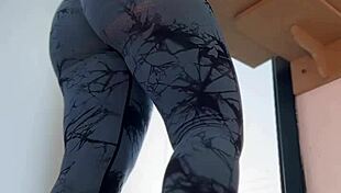 Perfect Round Ass Girl Demonstrates Skills Casually