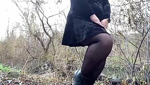 Sweet squirts from mother-in-laws pussy outdoors. What a dirty fetish roleplay!