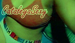 i huge tits model sends her photos for our fans enjoy subscribe