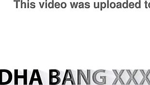 Bonnet on a plane for quick anal fucking