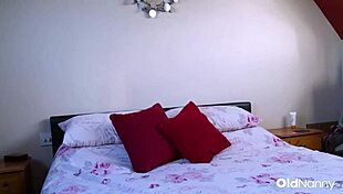 i'm enjoying aged mature tigger giving blowjob and hardcore sex with handy marc kaye