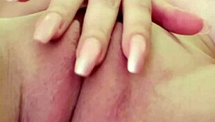 fingering my pussy and playing with my vibrator - blondie fesser