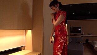 Divorced beauty reaches agonizing climax in cheongsam slow sex