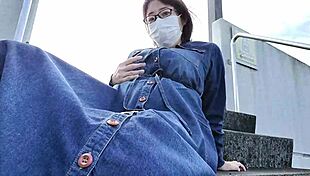 A married woman masturbates outdoors and feels pleasure：the full video is https www xvideos red channels aika-frau