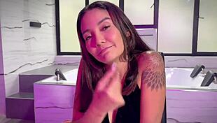 Horny Latina visits her friend's boyfriend at the motel