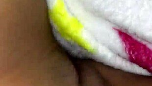 watch this mexican fingering that pussy right now?