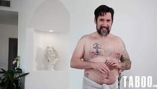 Unexpected Encounter Savvy Suxxs Surprise Massage Session!