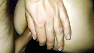 Milf endures long anal fucking in homemade couple scene