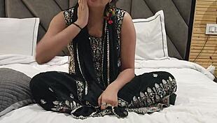 Chubby Big Ass Desi Bhabhi Maa Fucked By Harami Devar