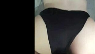 Doña Mary de perrito pagandome lo que me debe la perra sabrosa.