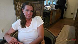 Mature woman on the table!