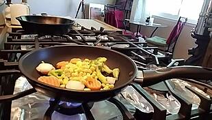 aurora willows shares clean eating tips in her home kitchen