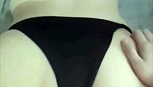 Doña Mary de perrito pagandome lo que me debe la perra sabrosa.