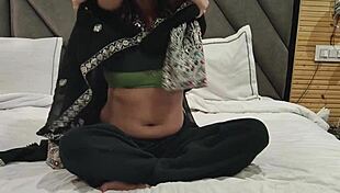 Chubby Big Ass Desi Bhabhi Maa Fucked By Harami Devar