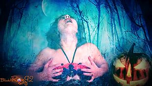 Ghostly Ghoulfriend Joi