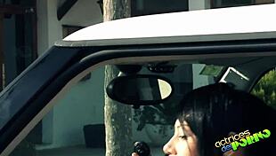 lara y su mini el vendedor de coches