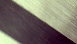 nice ebony girl shows hidden soles in candid shots 😊