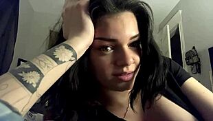 hot girl shows her big boobs!