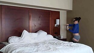 fitness gilf licks interracial ass in rimjob session