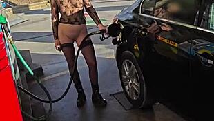 주유소 플래싱 가슴 노출 쇼