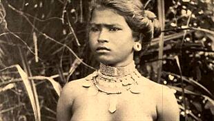 Dark Lantern Presents Vintage Erotic Women Worldwide