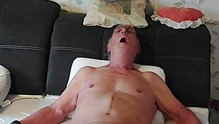 orgasmus mit vibrator abspritzen