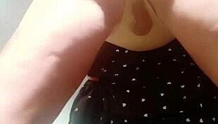 wet days with big ass solo fun in the toilet 😏