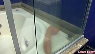 Sexy tranny amanda ferraz goes dildo crazy in the bathtub