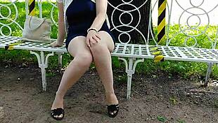 sexy legs in a high-heeled park... it's so thrilling!