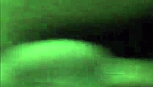 Mahlia Milan sier: Jeg elsker å ta den store kuken dypt i fitta mi