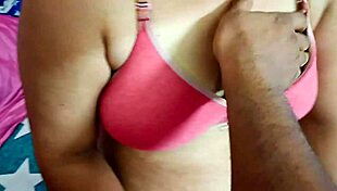 Wild hot newlywed desi bhabi bathes naked!