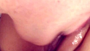 Old nerd sucks young pussy hard.