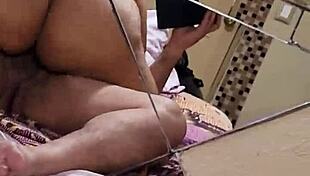 I say, Watch this morena culona montando verga.