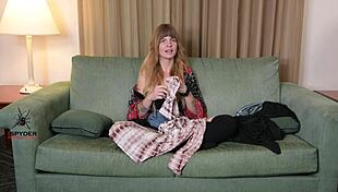 Hazel Ash Unboxing Outfits And Her First Response