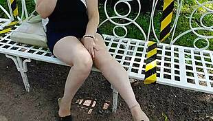 sexy legs in a high-heeled park... it's so thrilling!