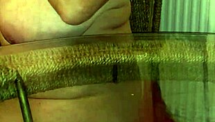 34jj huge granny boobs with chubby fat orgasm tits 😘