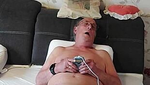 orgasmus mit vibrator abspritzen