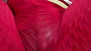 frotando mi coño a través de leggins hasta mojarlos delicioso - se moja y habla tan sucio que te hace excitar demasiado