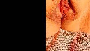 mature close up clit pic 😏