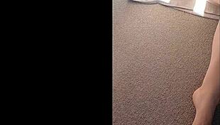 mature close up clit pic 😏