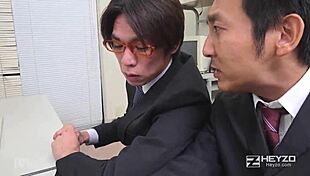 Yui Watanabe relieves stress by sucking for the new employee who only has sex skills 1