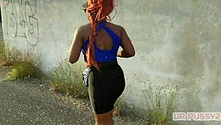 Ruiva De Rabo Gigante Filmada A Treinar Pelo Amante!